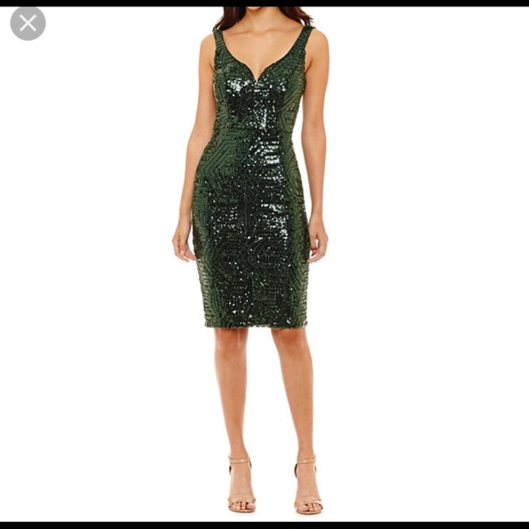 Bisou Bisou Dresses & Skirts - 🚨Dress Sale🚨Beautifully cocktail party dress
